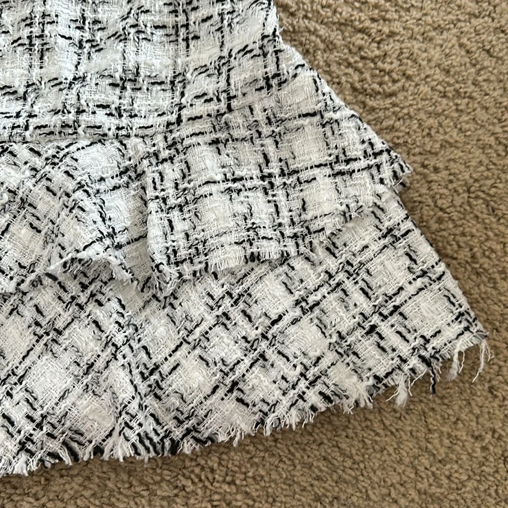 Women’s Tweed Skirt - Size Small